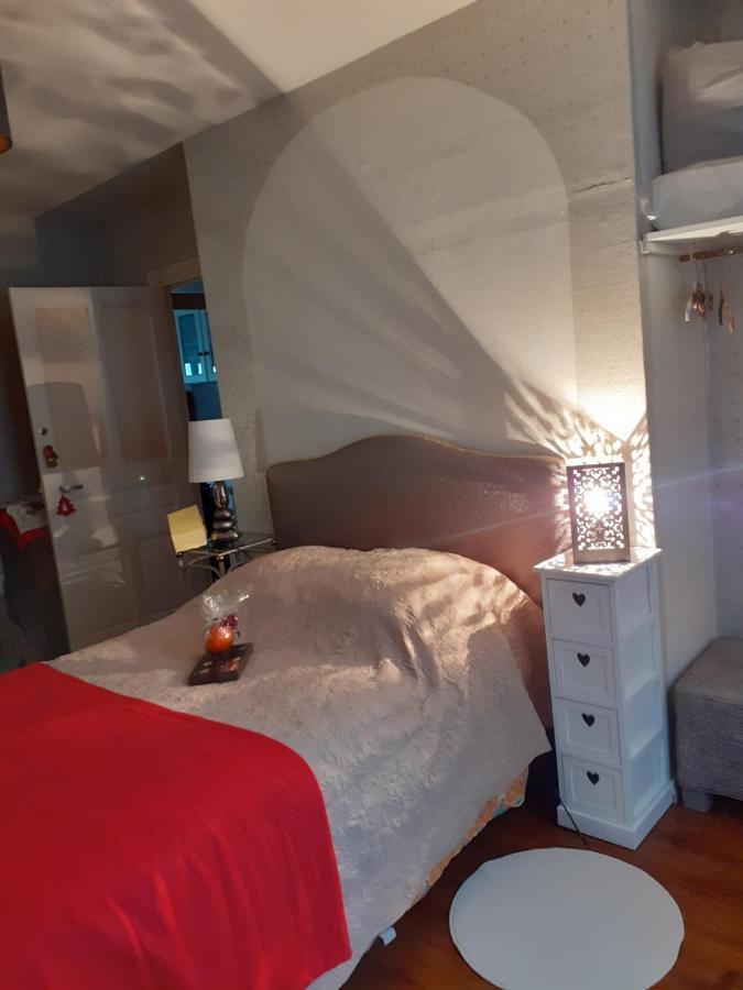 Hotel 7042Douce Nuit Saint-Germain-Laval  Exterior foto